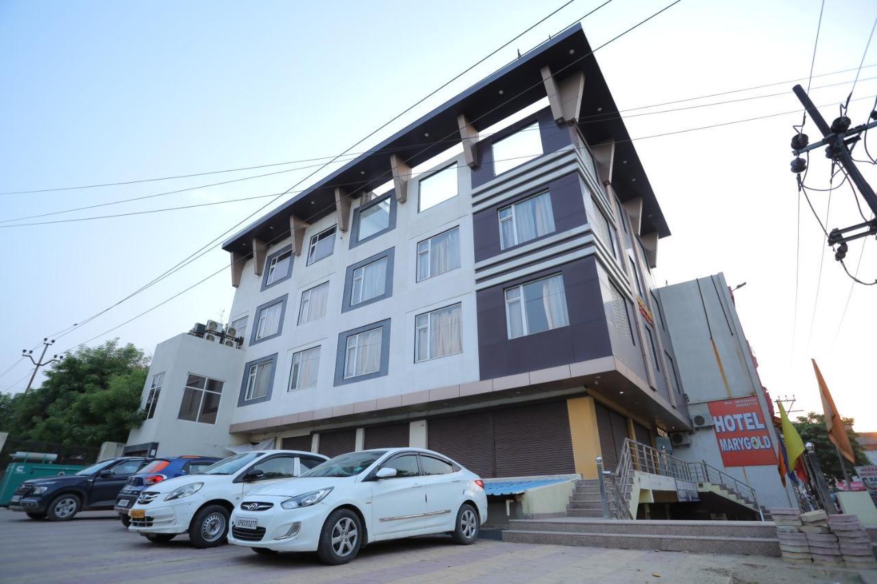 Hotel Marygold アーグラ エクステリア 写真